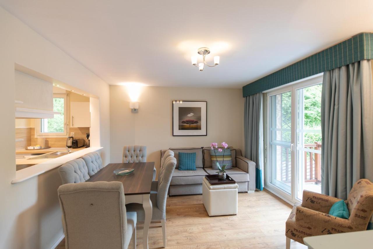 Club Wyndham Normandy Aparthotel Connelles Exteriör bild