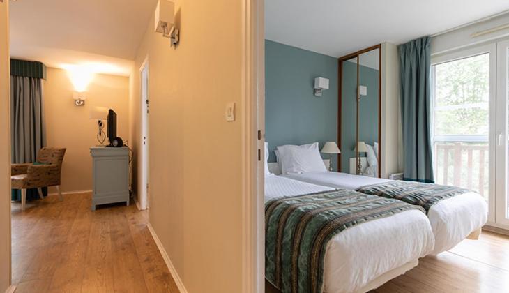 Club Wyndham Normandy Aparthotel Connelles Exteriör bild