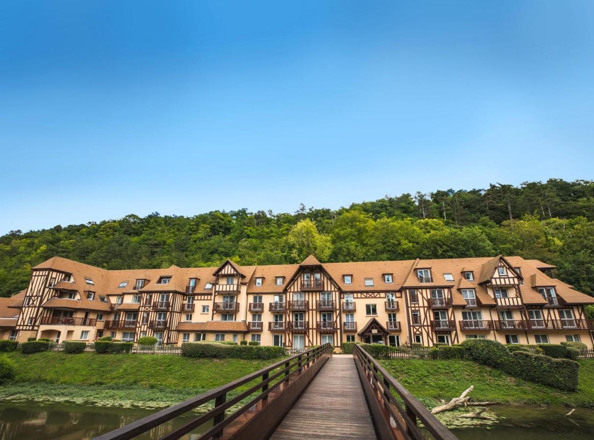 Club Wyndham Normandy Aparthotel Connelles Exteriör bild